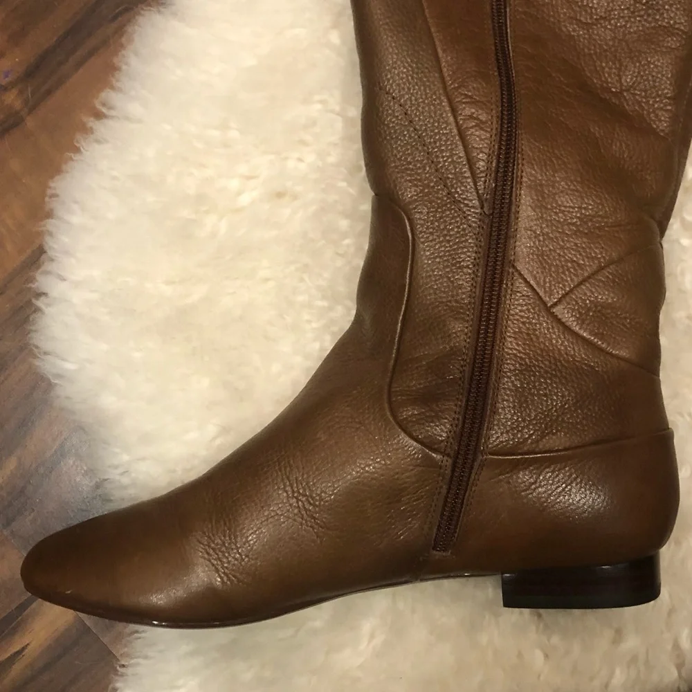 HP! Rosegold Boots in Cognac Leather with Fold Over Tops. Inside zip. Size 39.